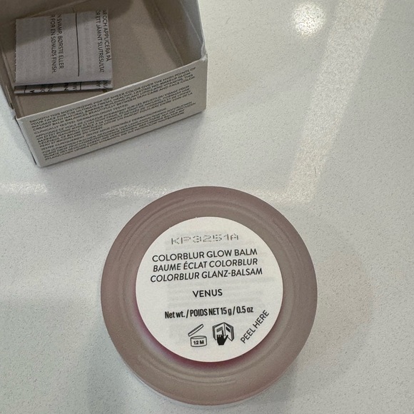 Blush - Picture 4 of 7